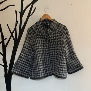 Sweaterworks light grey + charcoal cape style sweater coat, houndstooth pattern